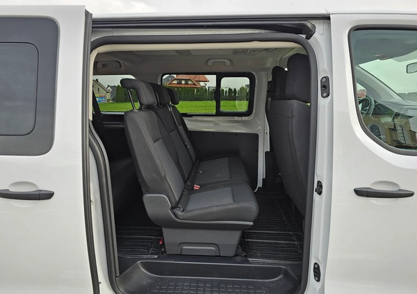 Toyota ProAce cena 162900 przebieg: 22900, rok produkcji 2022 z Rumia małe 137